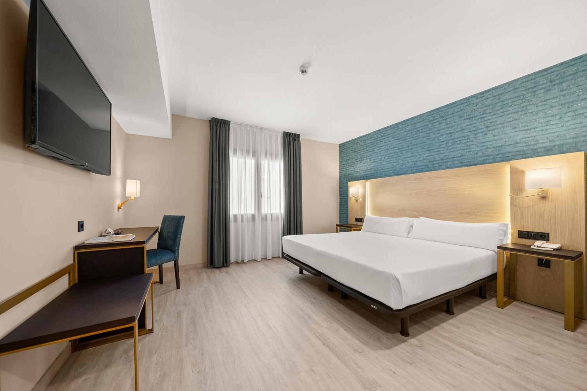 Hotel Zentral Ramiro I Oviedo Exterior photo