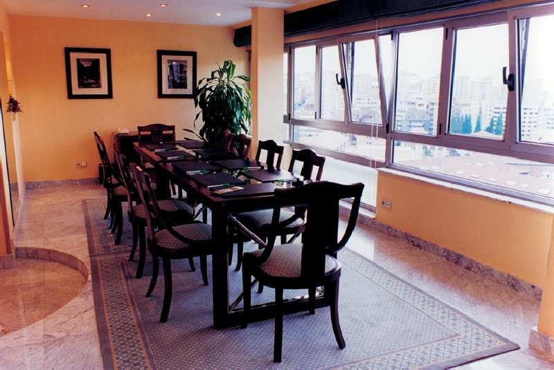 Hotel Zentral Ramiro I Oviedo Exterior photo